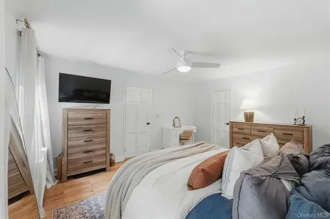 104 Pinewood Road Hartsdale NY 10530