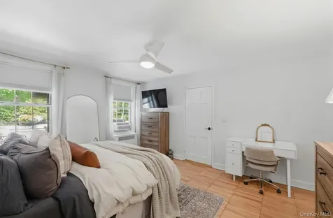104 Pinewood Road Hartsdale NY 10530