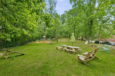 104 Pinewood Road Hartsdale NY 10530