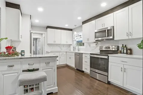 109 Chelsea Road Wappingers Falls NY 12590