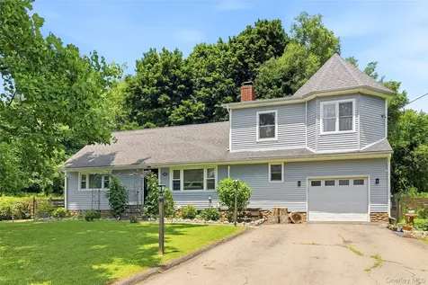 109 Chelsea Road Wappingers Falls NY 12590