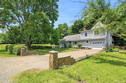 109 Chelsea Road Wappingers Falls NY 12590