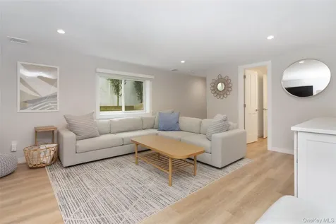155 Bridge Street Greenport NY 11944