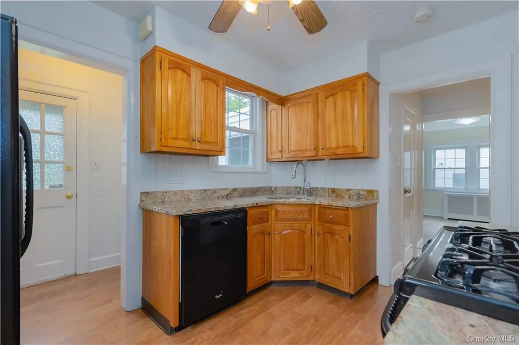7 Carthage Lane Scarsdale NY 10583