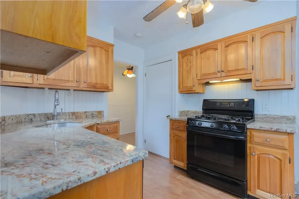 7 Carthage Lane Scarsdale NY 10583