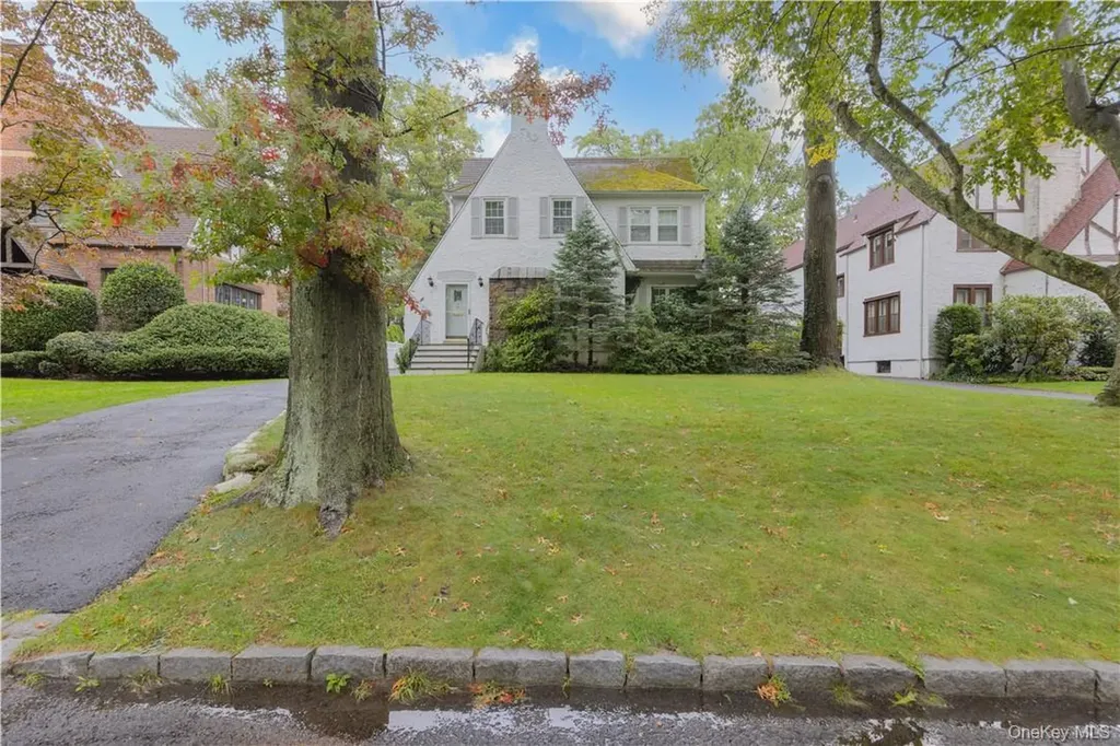 7 Carthage Lane Scarsdale NY 10583