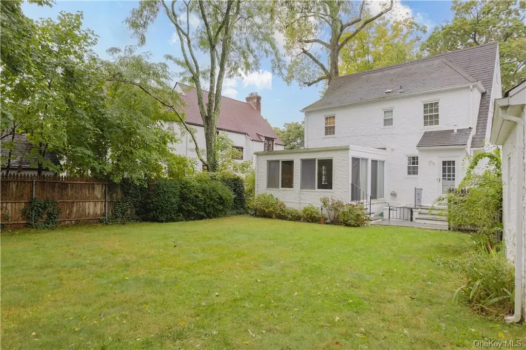 7 Carthage Lane Scarsdale NY 10583
