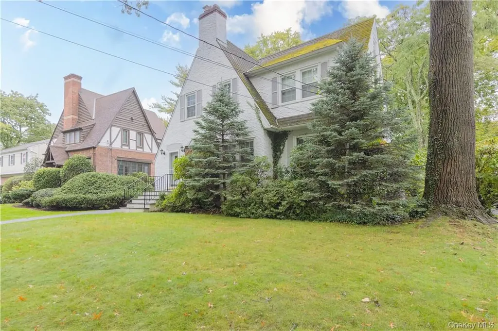 7 Carthage Lane Scarsdale NY 10583