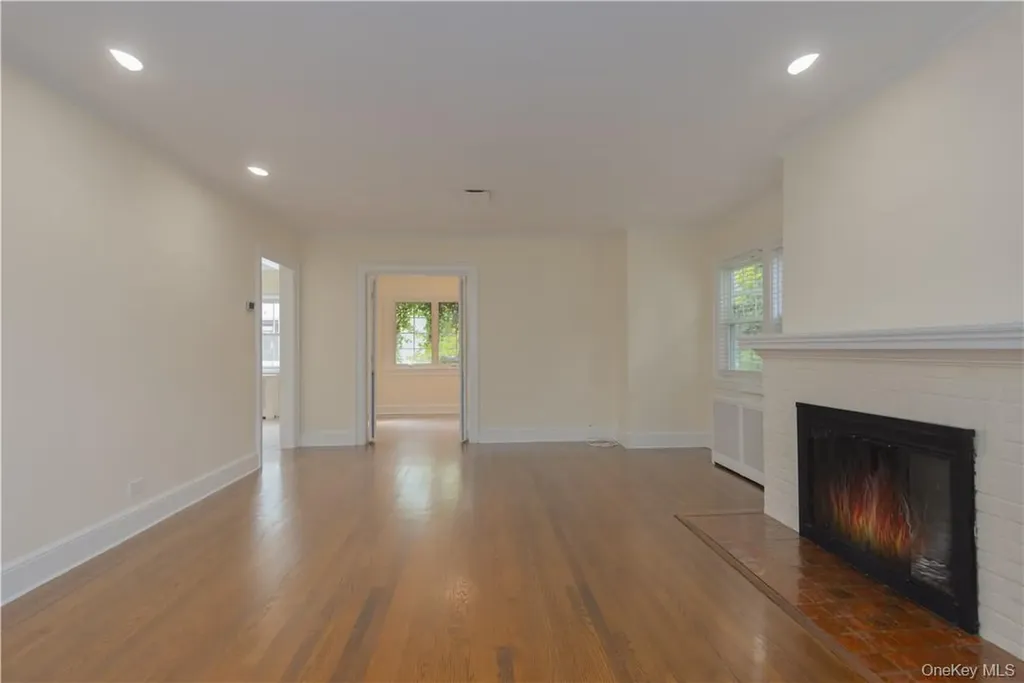 7 Carthage Lane Scarsdale NY 10583