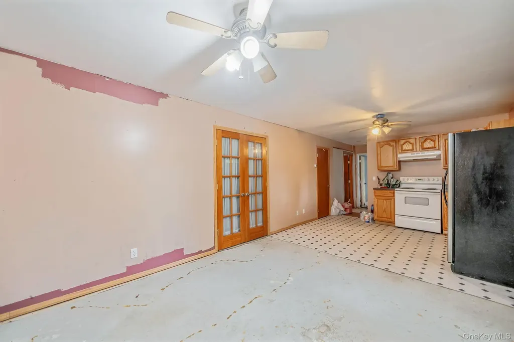 51 Trout Brook Lane Aquebogue NY 11931