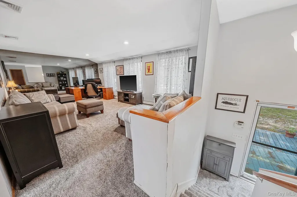 51 Trout Brook Lane Aquebogue NY 11931