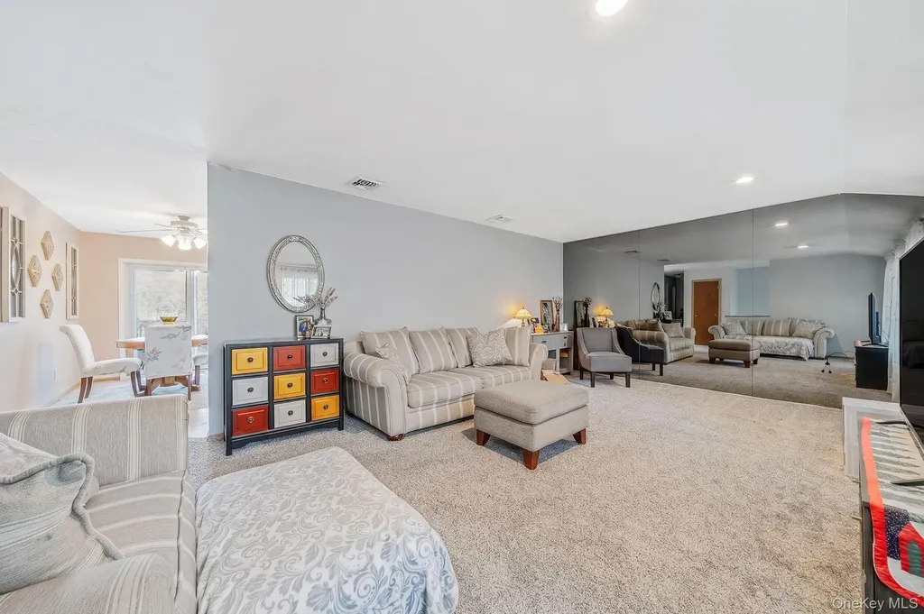 51 Trout Brook Lane Aquebogue NY 11931