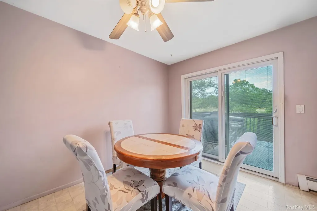 51 Trout Brook Lane Aquebogue NY 11931