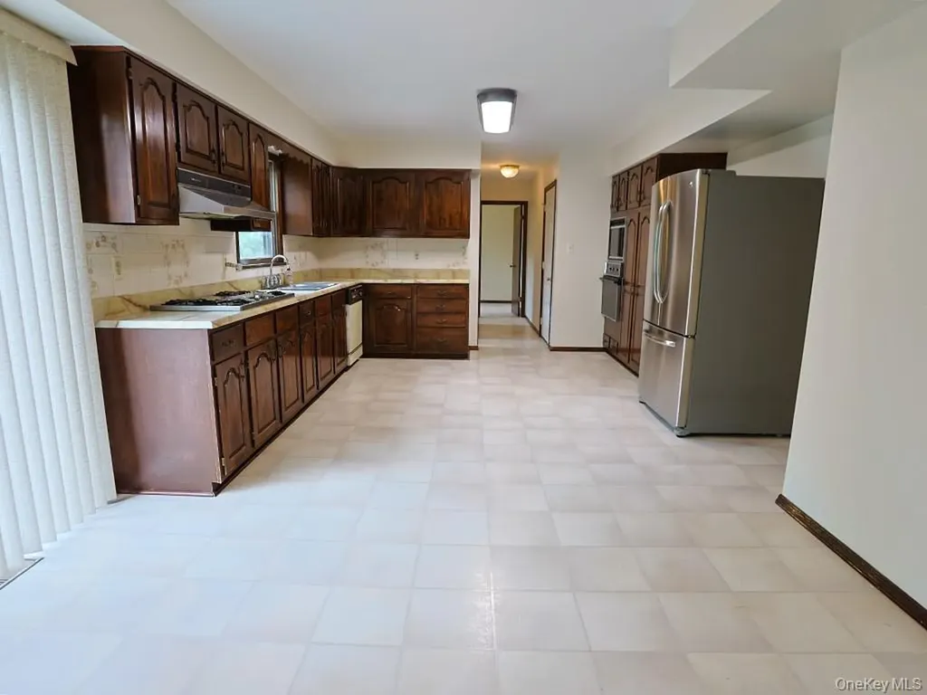25 Georges Road Middletown NY 10941