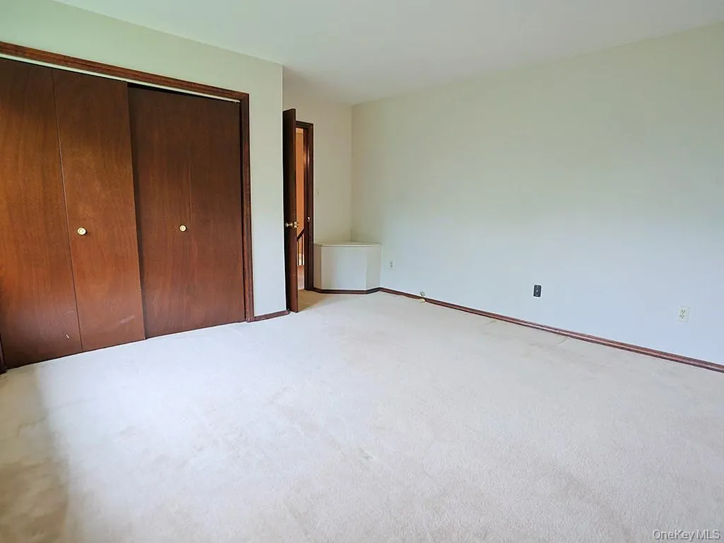 25 Georges Road Middletown NY 10941