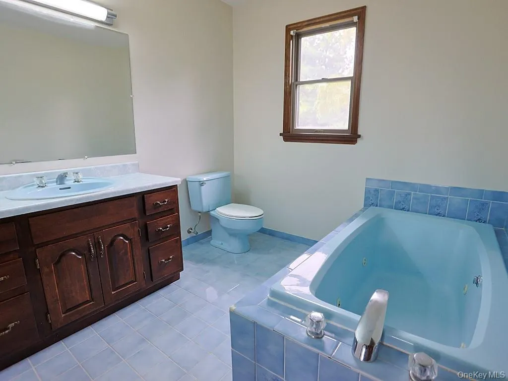 25 Georges Road Middletown NY 10941