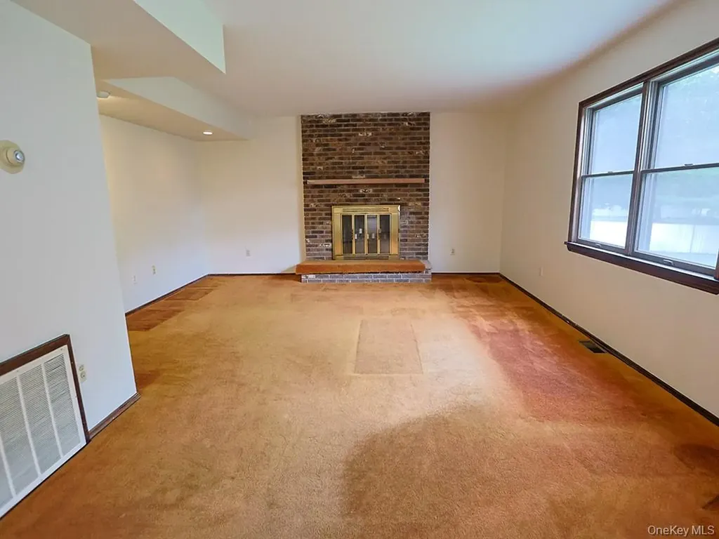 25 Georges Road Middletown NY 10941