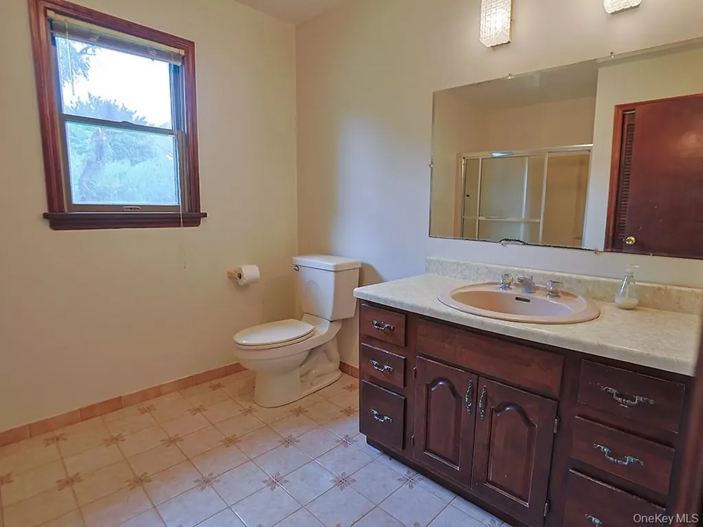 25 Georges Road Middletown NY 10941
