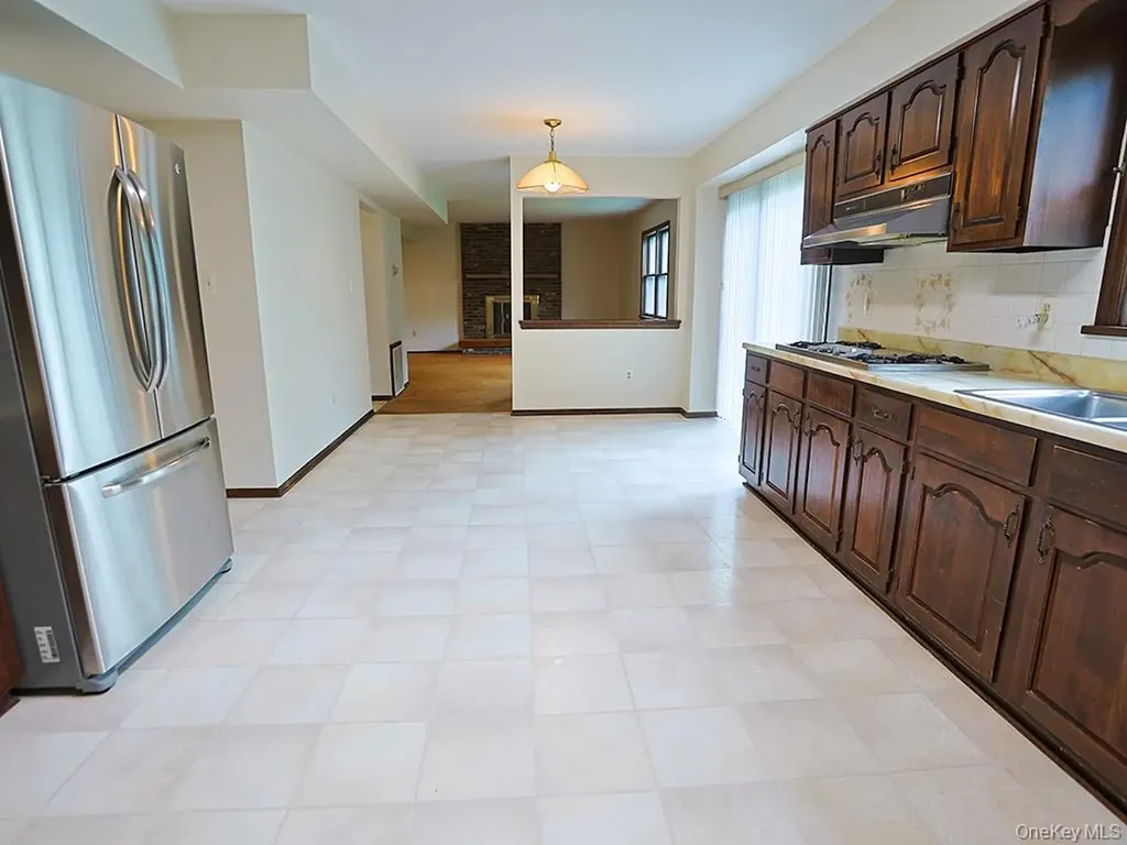 25 Georges Road Middletown NY 10941