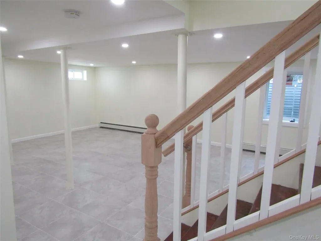 258 Brown Avenue Hempstead NY 11550