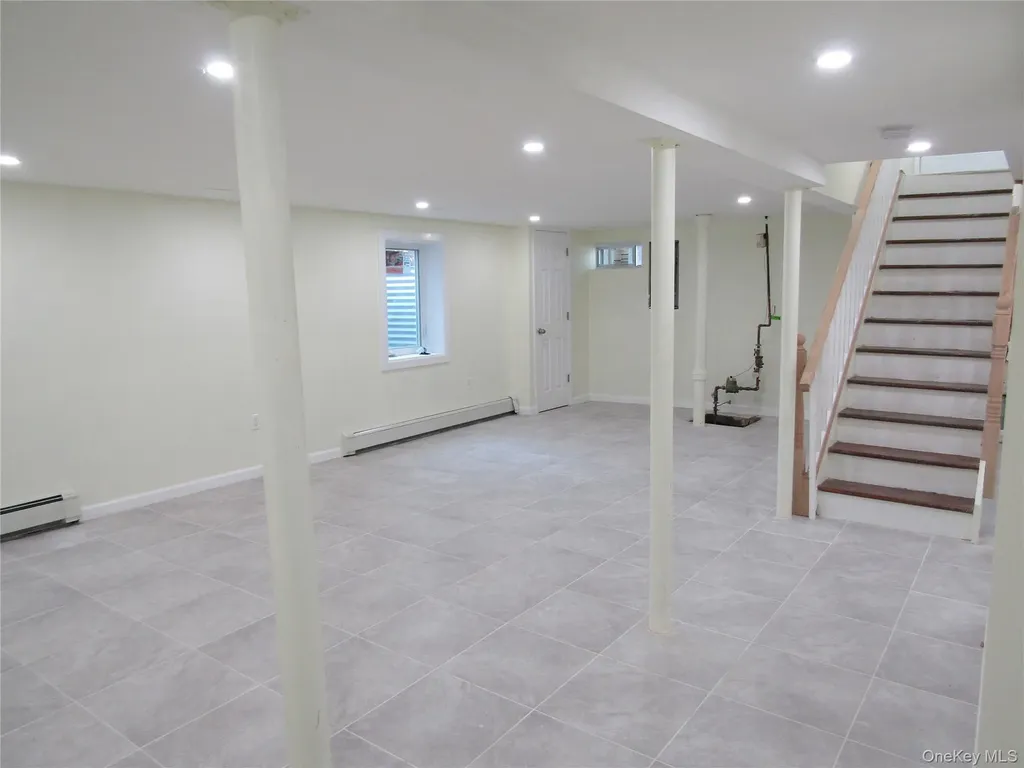258 Brown Avenue Hempstead NY 11550