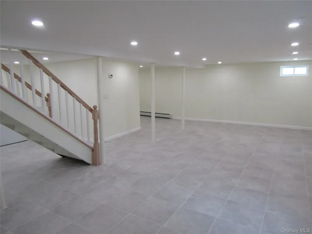 258 Brown Avenue Hempstead NY 11550