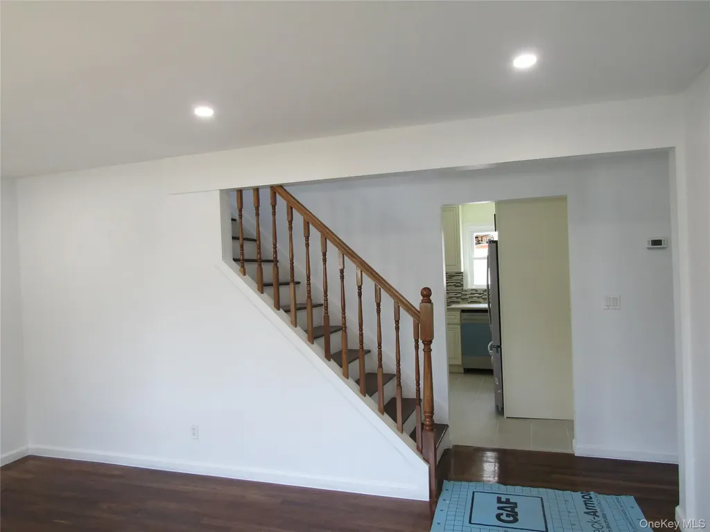 258 Brown Avenue Hempstead NY 11550