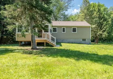 676-678 Oak Summit Road Millbrook NY 12545