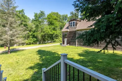 676-678 Oak Summit Road Millbrook NY 12545