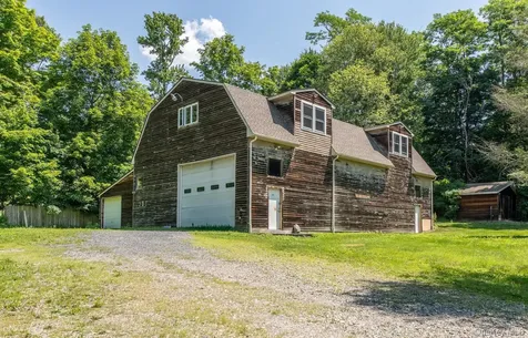 676-678 Oak Summit Road Millbrook NY 12545