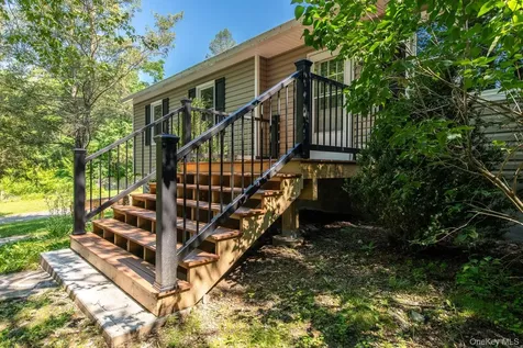 676-678 Oak Summit Road Millbrook NY 12545