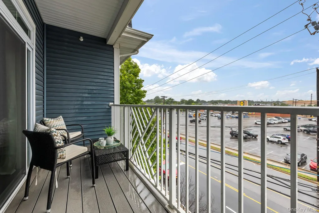 222 Marina Pointe Drive East Rockaway NY 11518