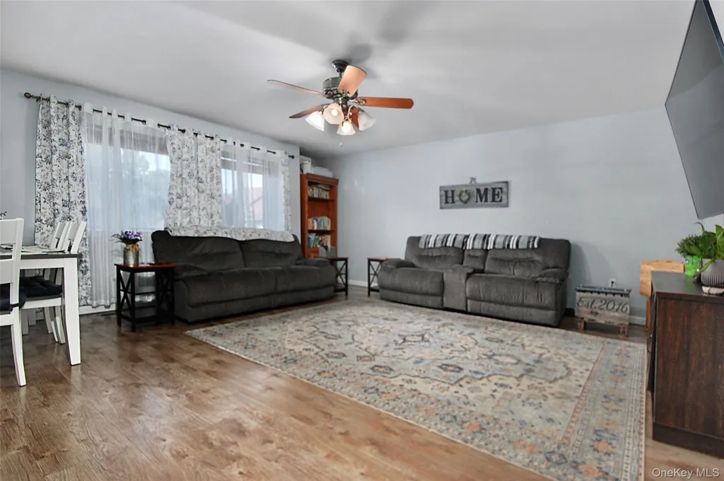 212 Falcon Court Poughkeepsie NY 12603