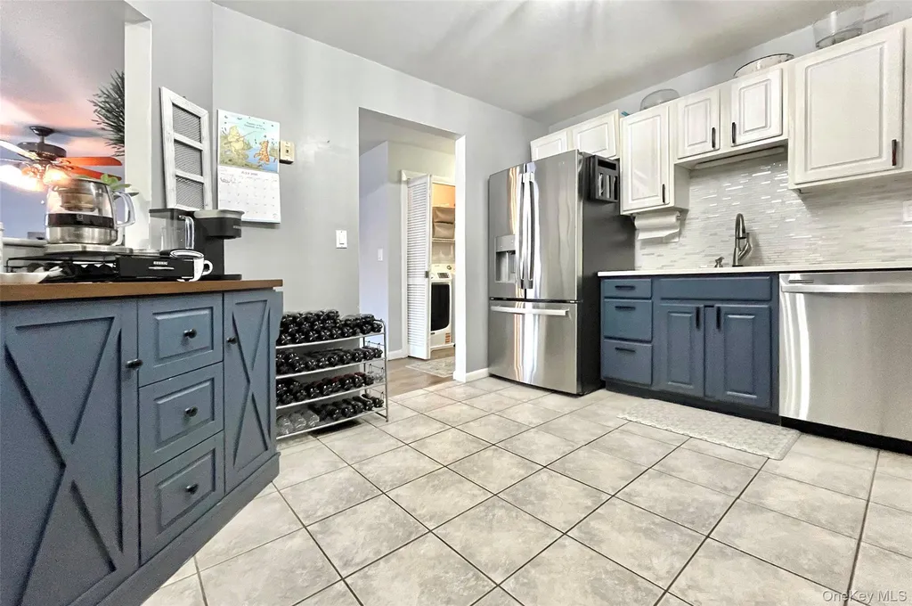 212 Falcon Court Poughkeepsie NY 12603