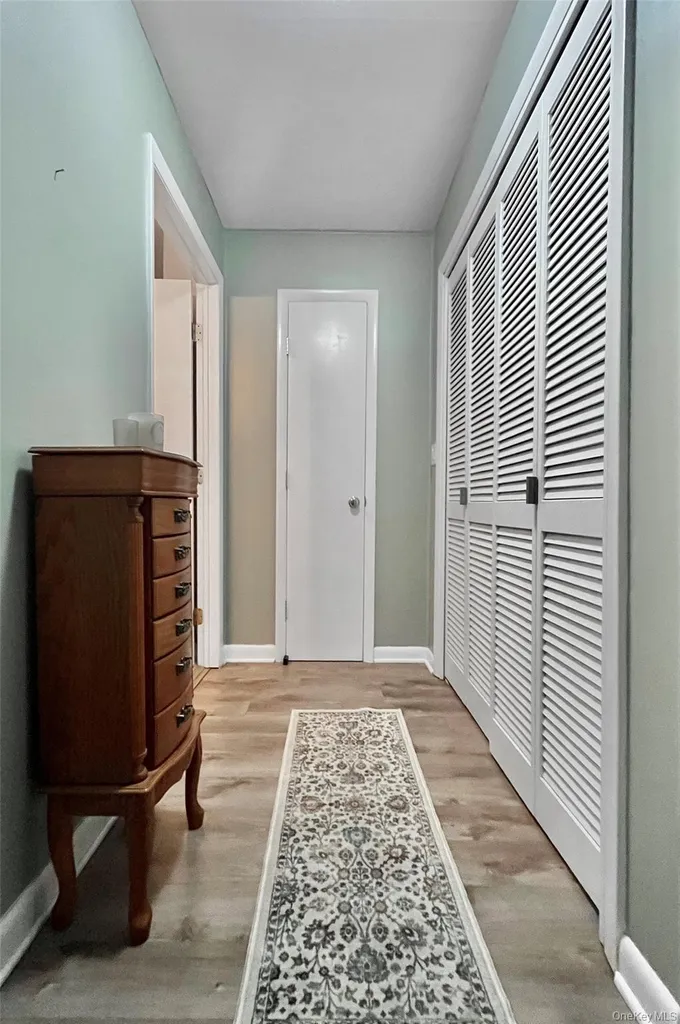 212 Falcon Court Poughkeepsie NY 12603