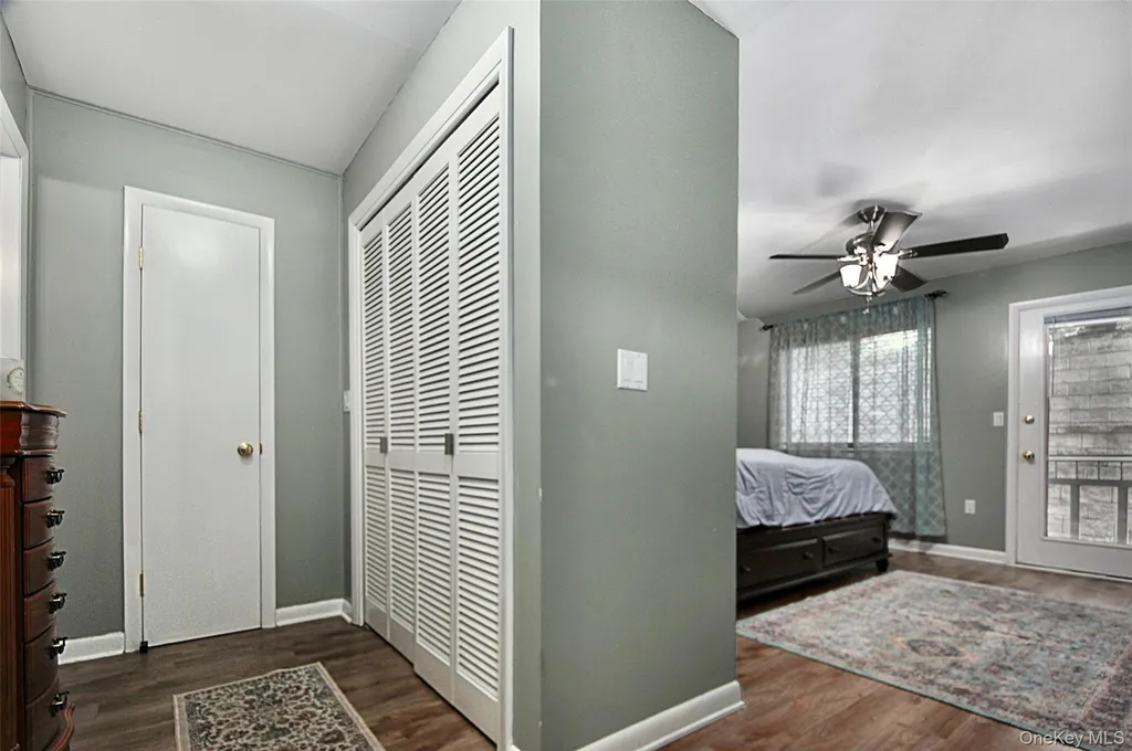 212 Falcon Court Poughkeepsie NY 12603