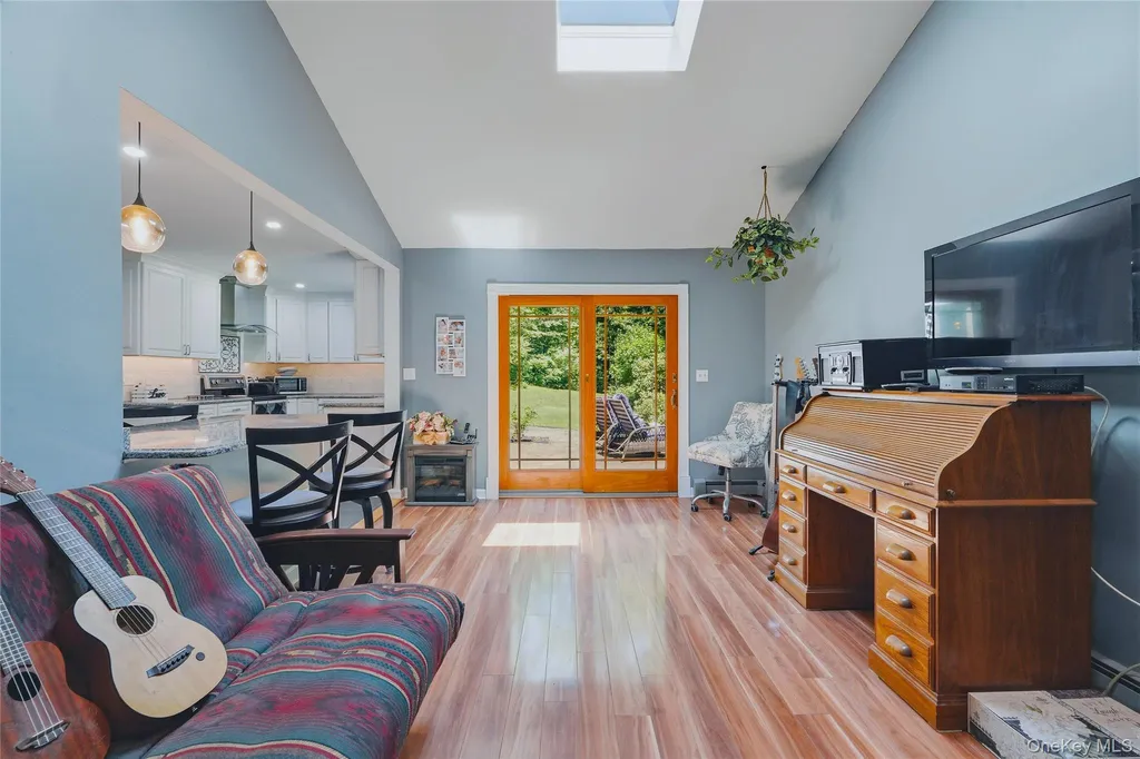 43 Nathan Hale Drive Stormville NY 12582