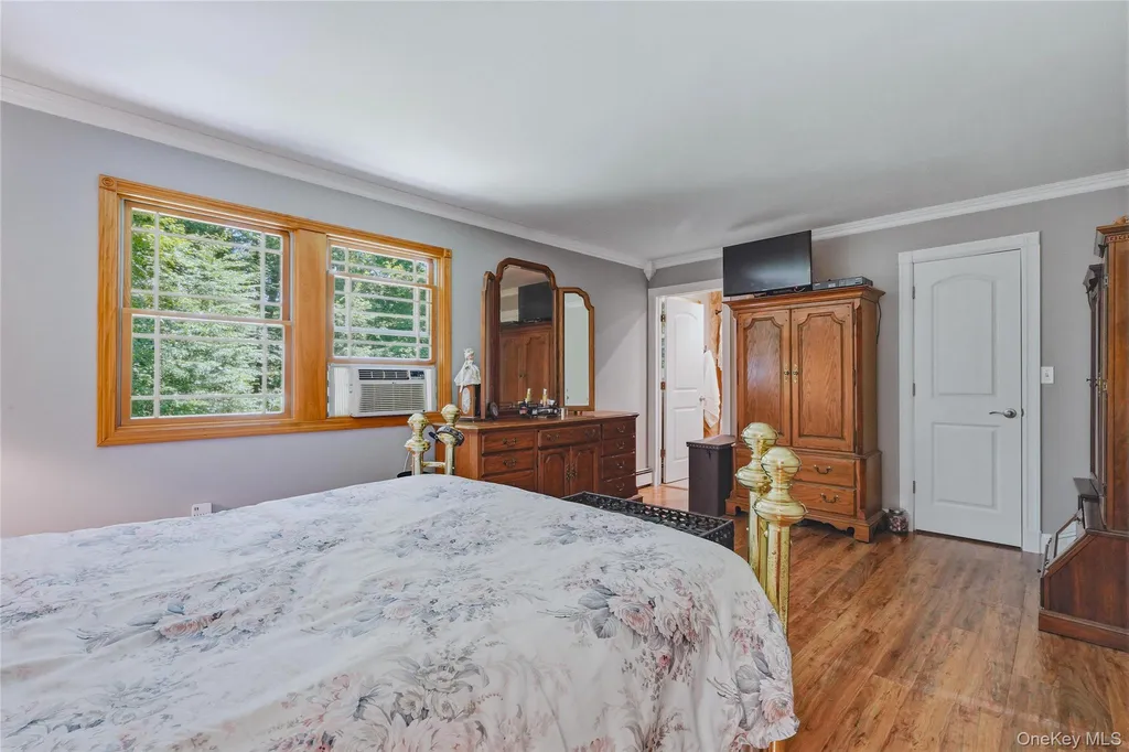 43 Nathan Hale Drive Stormville NY 12582