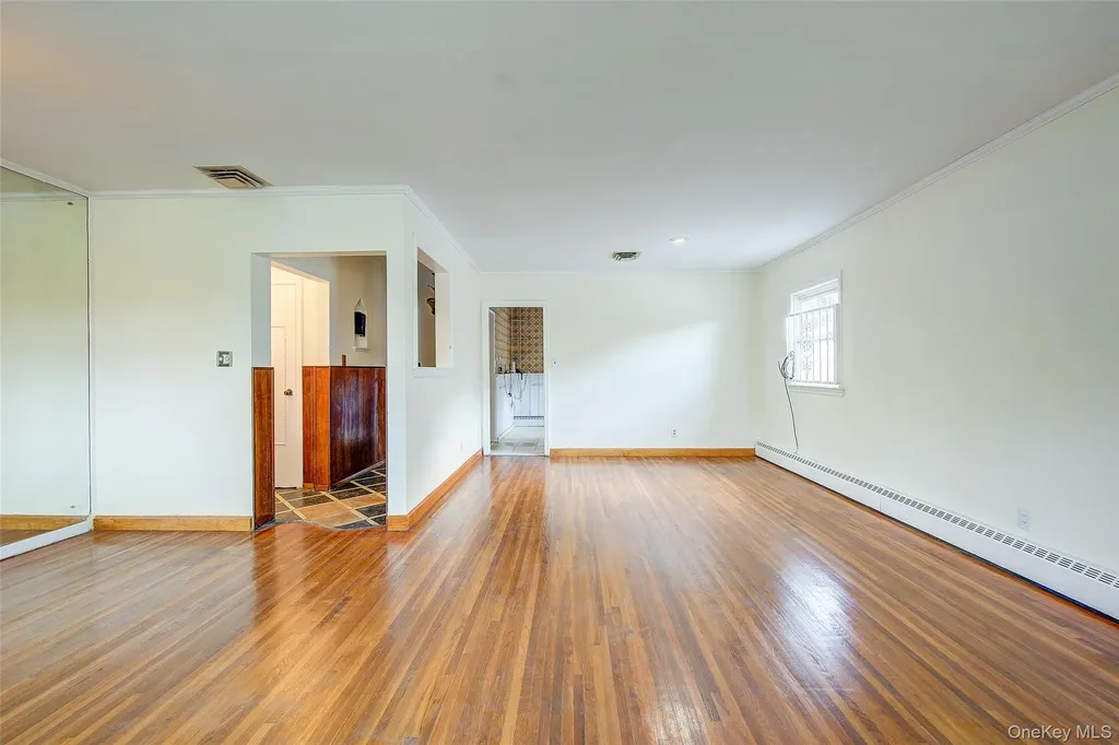 227-12 53rd Avenue Bayside NY 11364