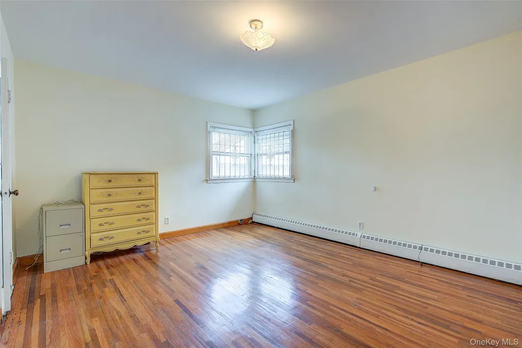 227-12 53rd Avenue Bayside NY 11364
