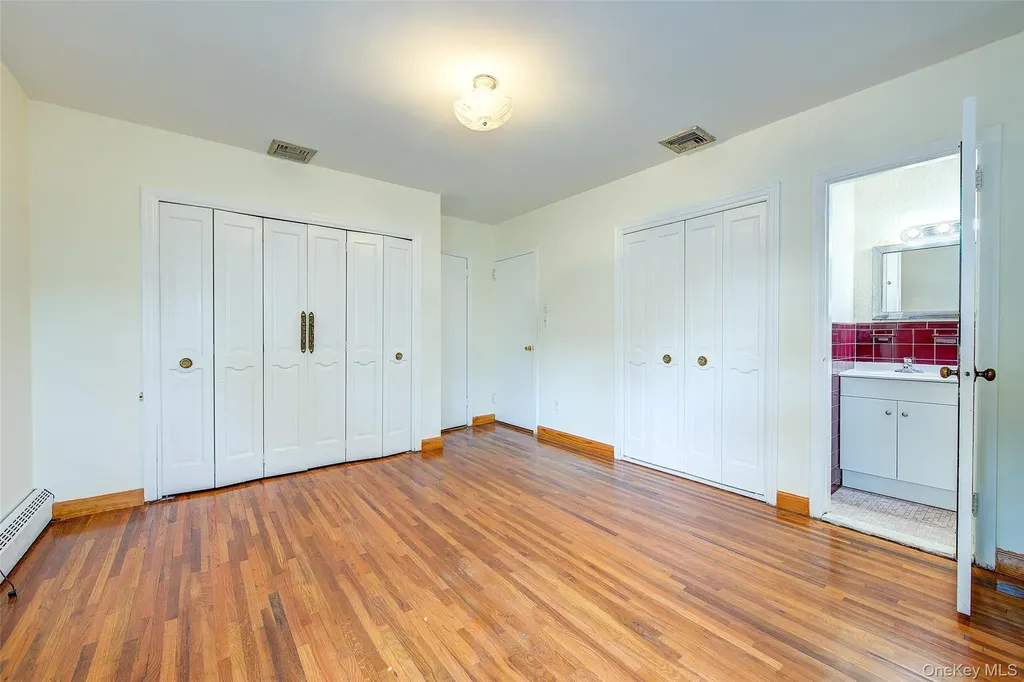 227-12 53rd Avenue Bayside NY 11364