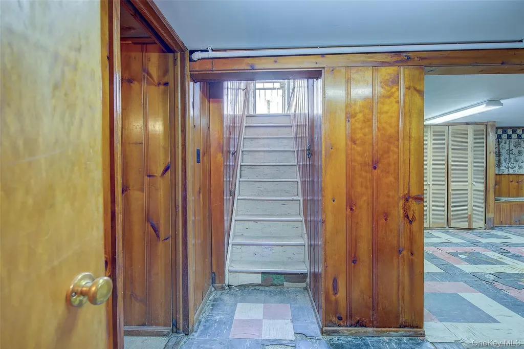 227-12 53rd Avenue Bayside NY 11364