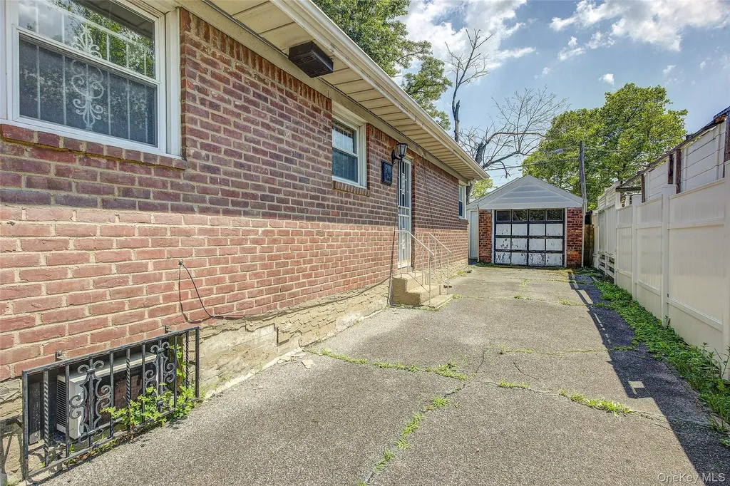 227-12 53rd Avenue Bayside NY 11364
