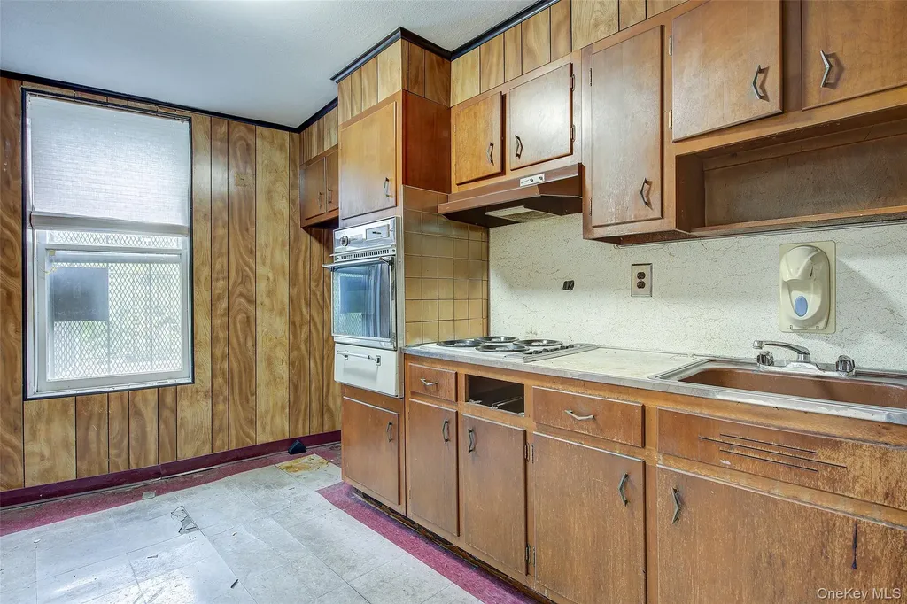4807 Fort Hamilton Parkway Brooklyn NY 11219
