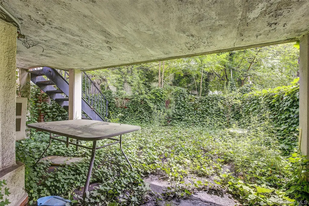 4807 Fort Hamilton Parkway Brooklyn NY 11219