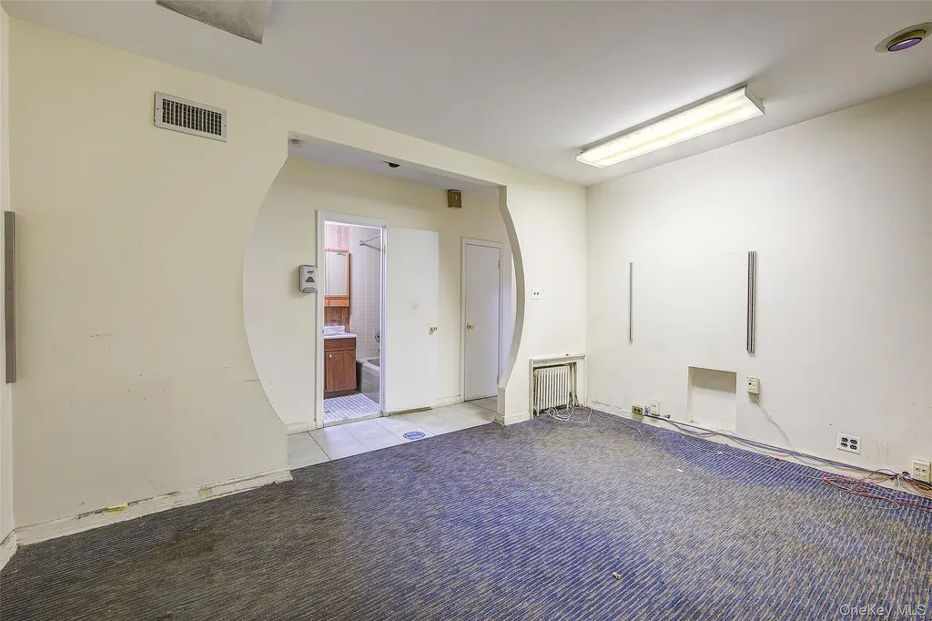 4807 Fort Hamilton Parkway Brooklyn NY 11219