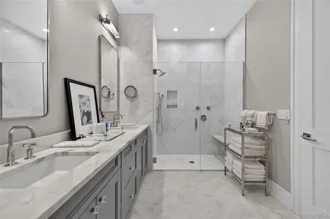 63 Three Ponds Lane W Woodbury NY 11797