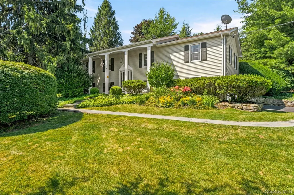 431 Bonnie Court Yorktown Heights NY 10598