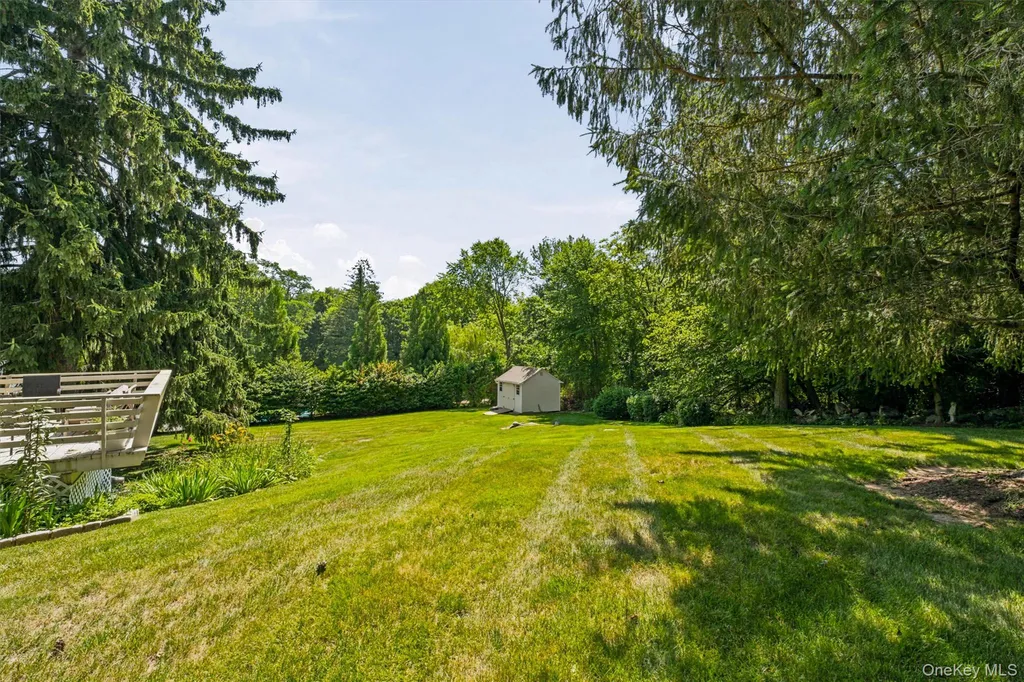 431 Bonnie Court Yorktown Heights NY 10598