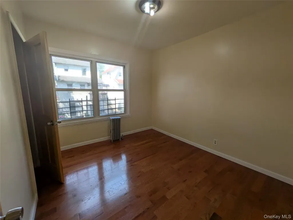 205-11 110th Avenue Saint Albans NY 11412